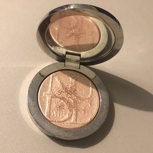 Dior Nude Air Luminzer Highlighter - 001